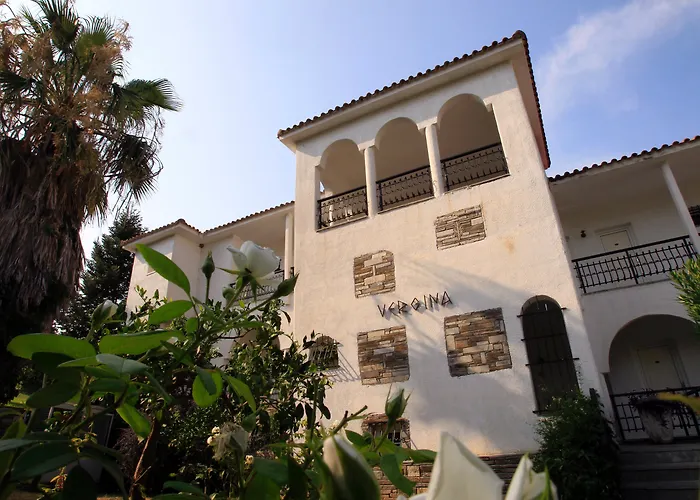 Hotel Canvas By Mitsis Alexander The Great